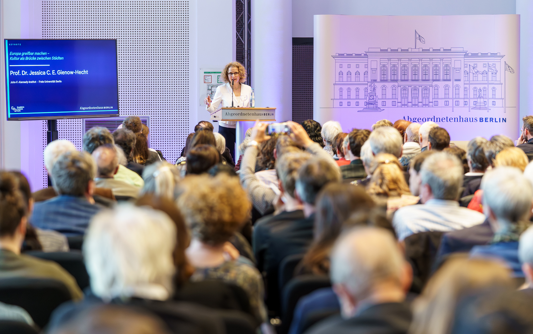 004_web_Weimarer.Dreieck+_150426_dirkenters (13)