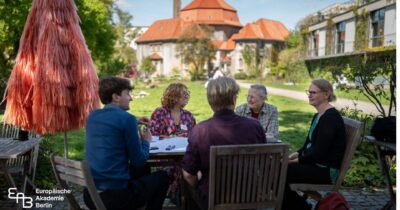 Fortbildung „Demokratie durch Dialog“ Fortbildung „Demokratie durch Dialog“