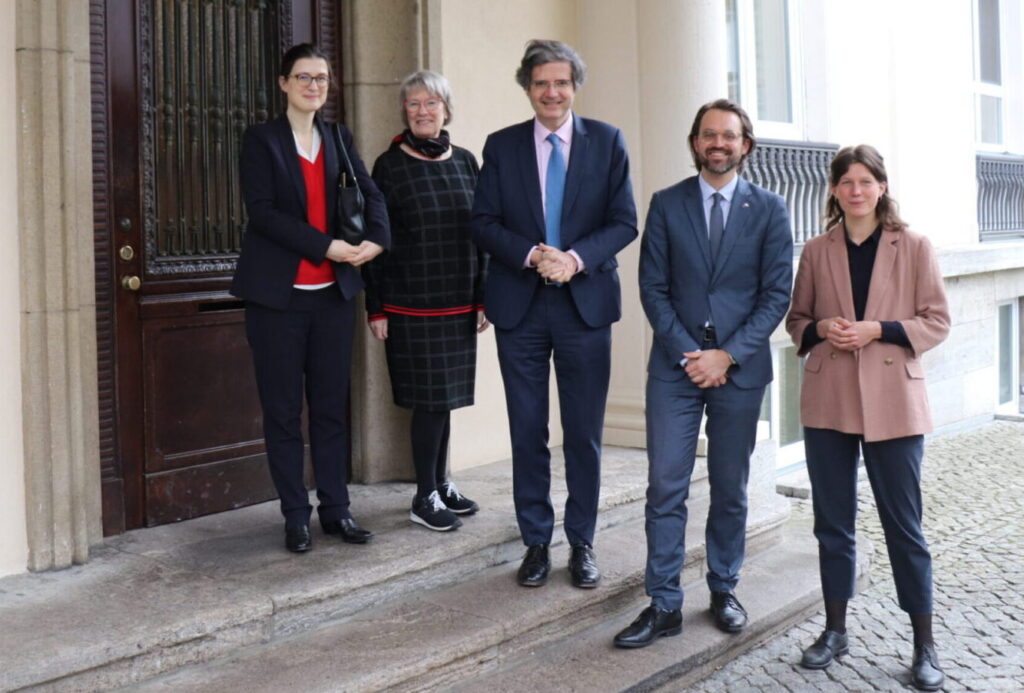 Begegnung mit internationalen Botschafter*innen bei der EAB
