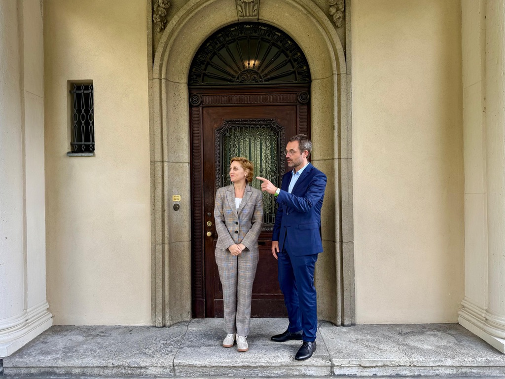 Von der Dolmetscherkabine in die Diplomatie – Albaniens Botschafterin in der EAB